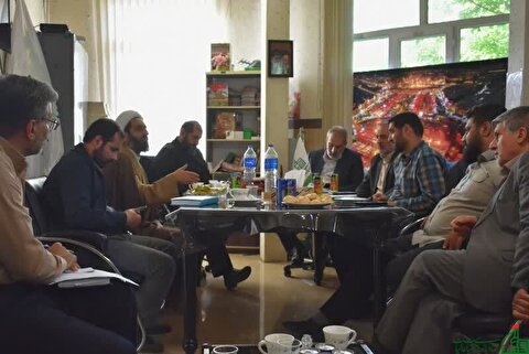 برگزاری جلسه شورای اداری ستاد توسعه و بازسازی عتبات عالیات استان همدان