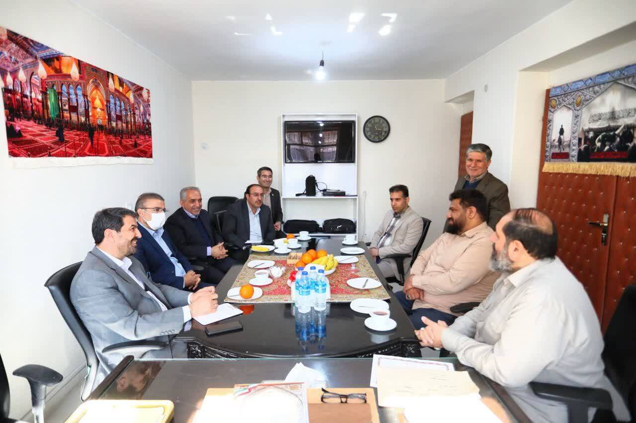 بازدید استاندار همدان از ستاد توسعه و بازسازی عتبات عالیات استان