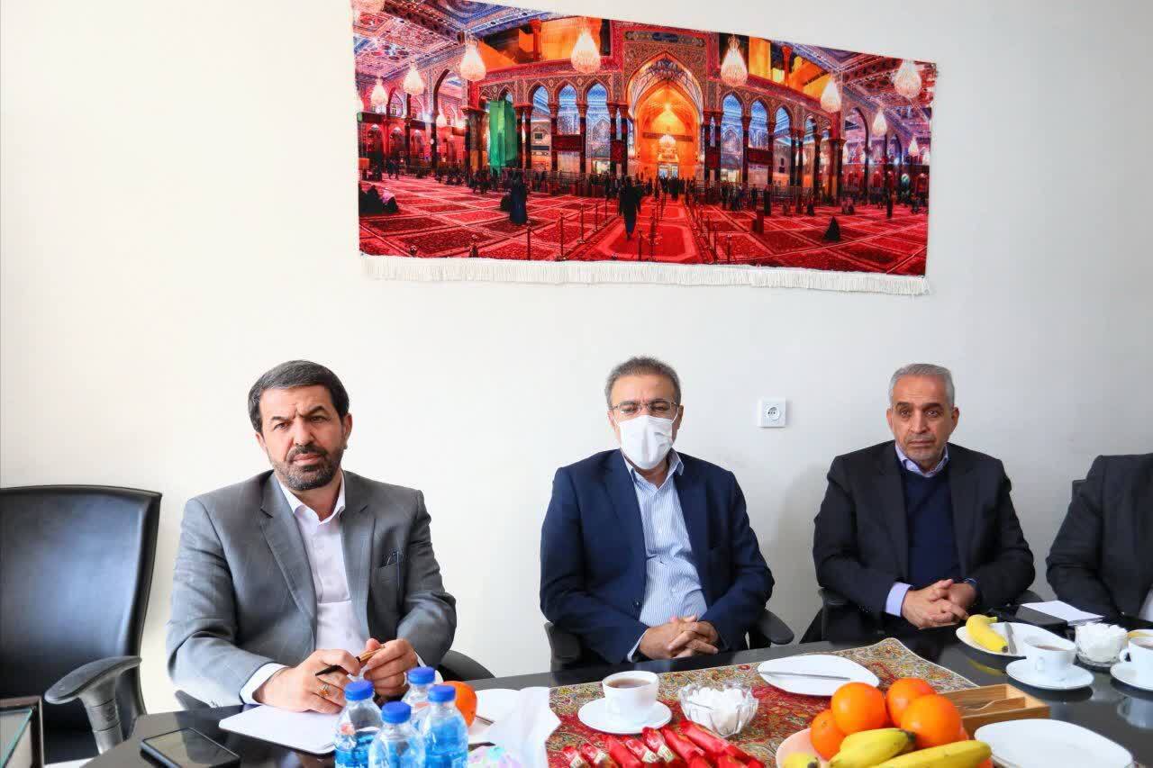 بازدید استاندار همدان از ستاد توسعه و بازسازی عتبات عالیات استان