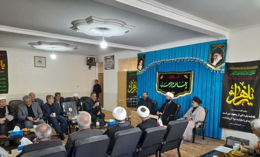 مسئول جدید ستاد بازسازی عتبات عالیات رزن معرفی شد مسئول جدید ستاد بازسازی عتبات عالیات رزن معرفی شد